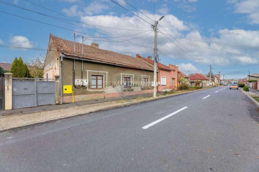 Casa cu teren 454 mp - zona Uta - 2