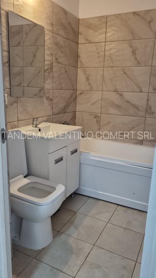 Titan , Parcul Teilor , Str Drumul Gura Siriului - 6