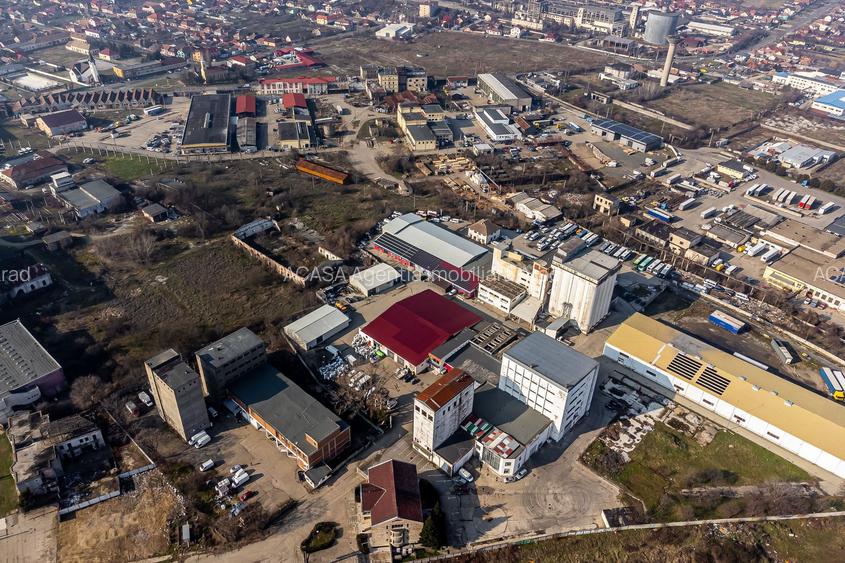 Platforma industriala 3552 mp hale beton si 9883 mp teren - 9