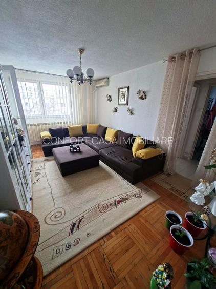 Apartament 3 camere bloc H metrou N. Grigorescu - 9
