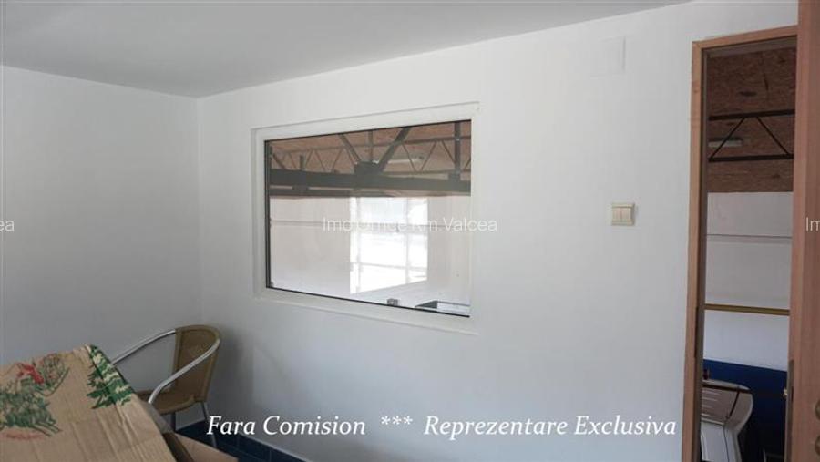 DE INCHIRIAT, HALA + BIROURI, PARCARE GENEROASA - 9