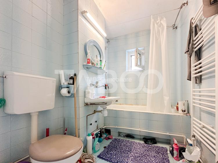 De vanzare apartament cu 2 camere decomandate zona Interservisan - 4