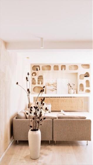 Apartament 3 camere de vanzare in Floresti - 2