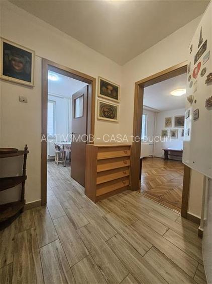 Vanzare Apartament 3 camere - Teiul Doamnei  Bucur Obor - Aleea Otesani - 6