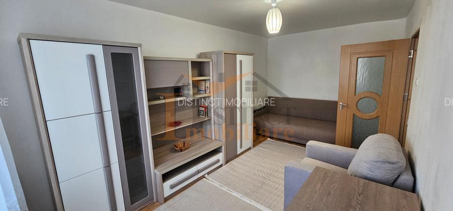 Închiriere garsoniera decomandata, etaj 1, Tractorul, str. O.Goga - 2