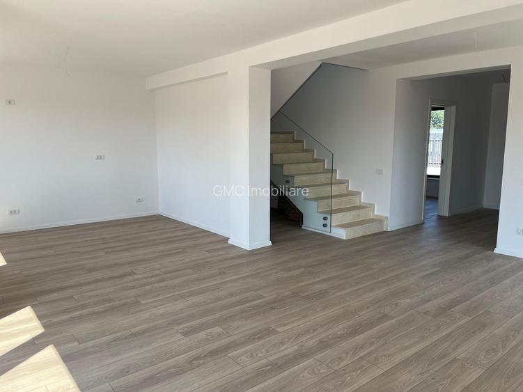 Vila pentru cei care vor spațiu, natură și acces rapid către București - 13