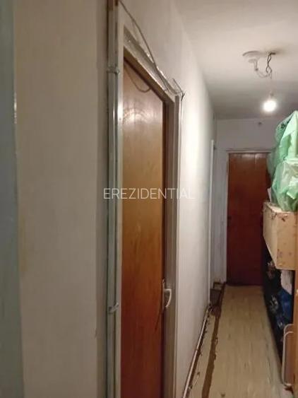 Apartament 3 camere  semidecomandat – Bercei  - 5
