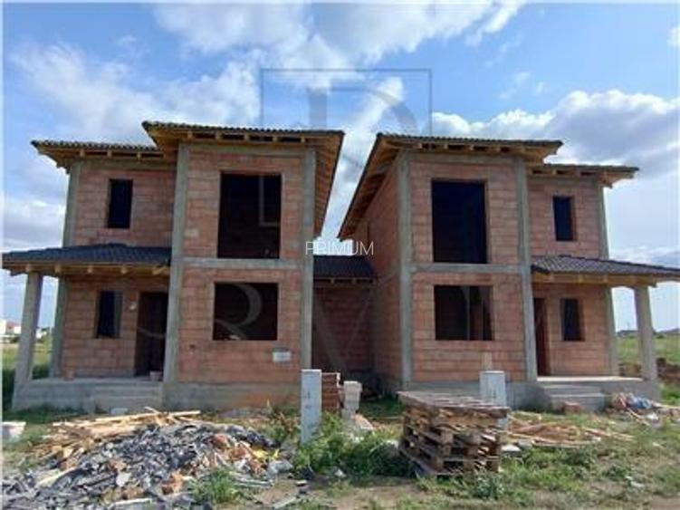 Duplex despartit prin camera tehnica - langa asfalt - compartimentare excelenta - 3