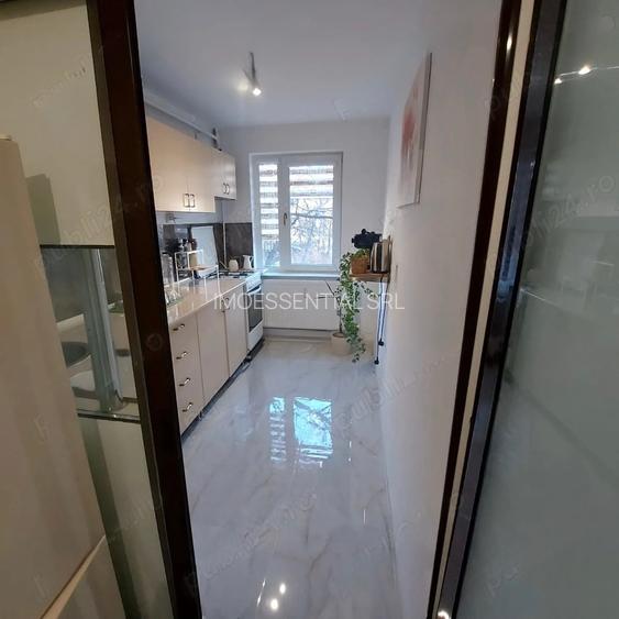 2 camere semidecomandat Drumul Taberei metrou Brâncuși - 2
