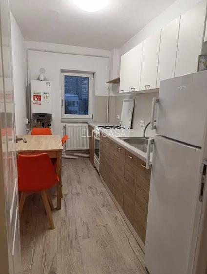 Apartament cu 2 camere, decomandat, zona Tatarasi - 6
