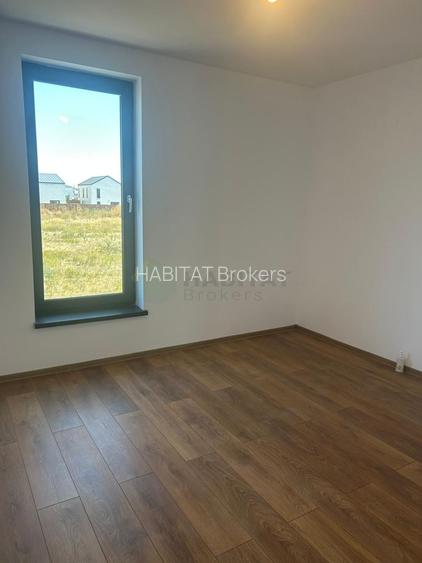 Casă modernă de vânzare / Strada Alexandru Ioan Cuza - 11