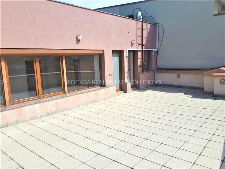 LANGA PTA DOROBANTI, VILA 1998, 650 MP,  GARAJ DUBLU! - 4