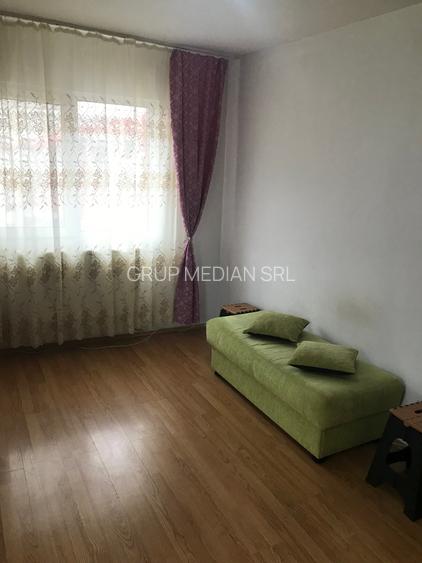 Garsoniera, zona Ostroveni, mansarda, 30 mp, mobilata, cu centrala proprie - 3