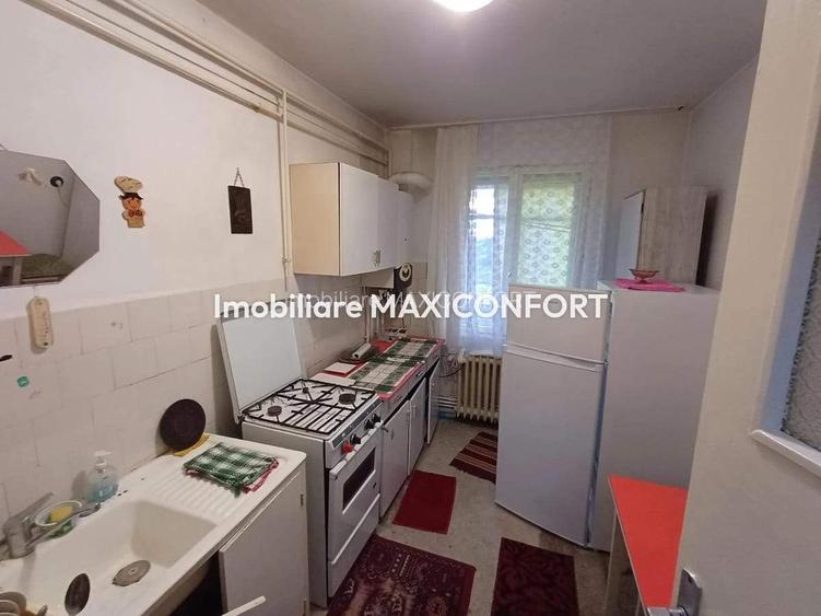 Vanzare apartament 2 camere-Imobiliare MAXICONFORT - 4