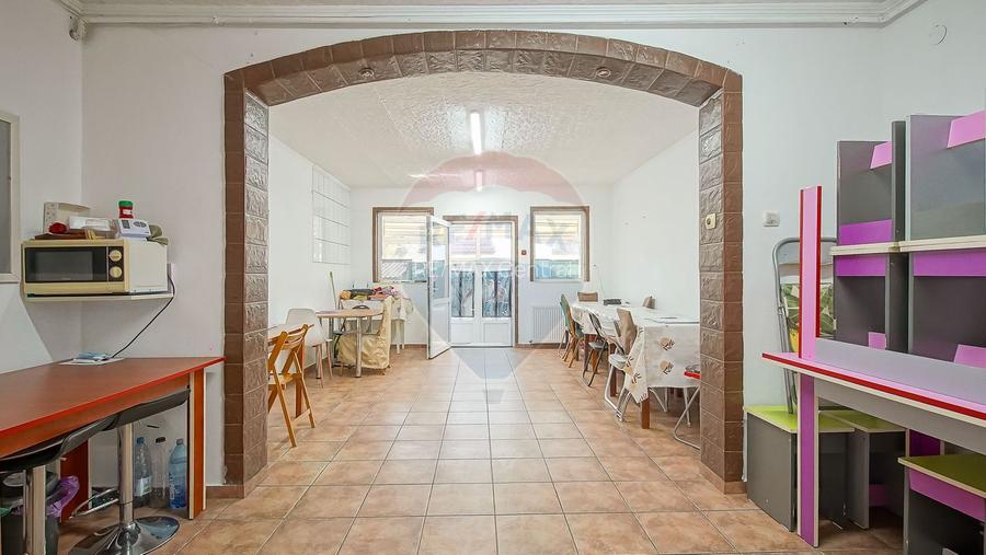 Oportunitate: Casă 6 camere (3 camere spațiu comercial+etaj locuință) - 18