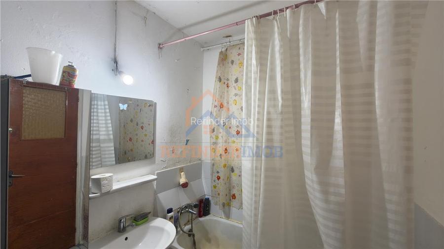 Apartament 2 camere decomandat etaj 3 bloc anvelopat - 20