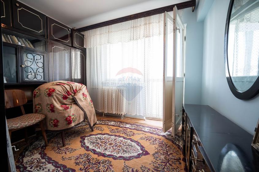 Apartament cu 4 camere de vânzare în zona Central - 13