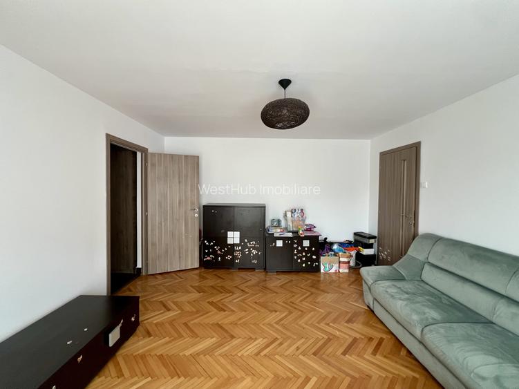 Apartament 3 camere, 64 mp utili, etaj 1 - zona Kiriac - 3