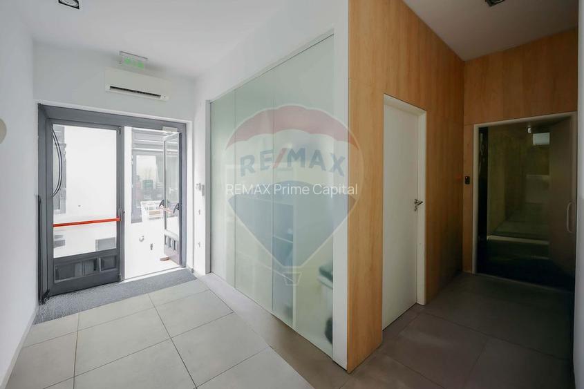 De vânzare — Spațiu comercial parter 409 mp, Vasile Alecsandri - 51
