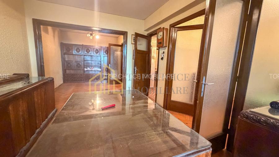 CAMERE TRANSFORMABIL IN 3 - LANGA SALA PALATULUI - CLADIRE CU ISTORIE - 7