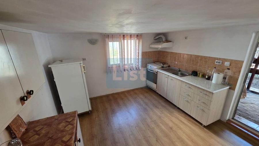 Casă + spațiu comercial la stradal, Teren – 459mp