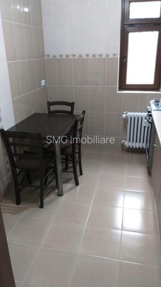Apartament de închiriat cu balcon și lift, 2 camere - 4