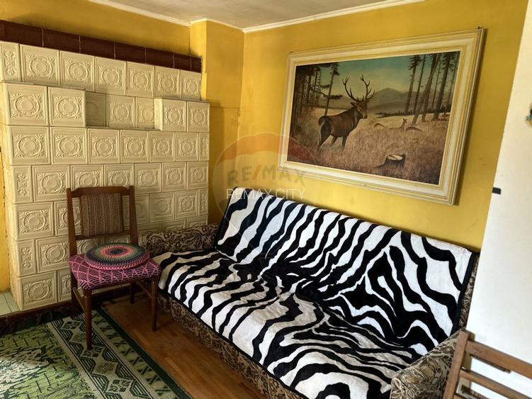 Casă / Vilă cu 3 camere de vânzare Piatra Soimului - 12