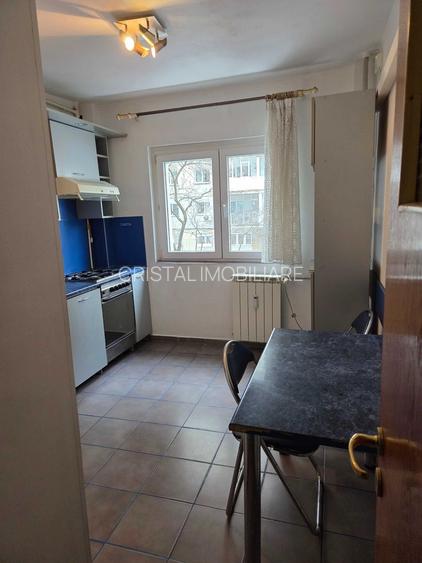De vanzare apartament 3 camere Gorjului - 4
