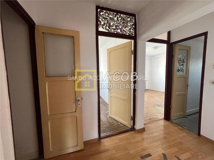 Apartament 3 camere decomandate, 73 mp, Narciselor 6, Bacau - 19