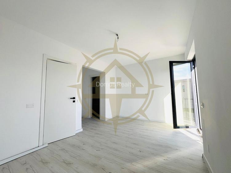 DOM00389 - VIla de 4 camere Corbeanca cu vedere lac - 9