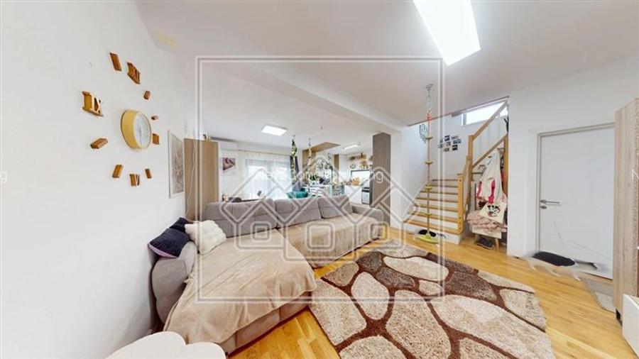 Casa de vanzare in Cristian - tip duplex - 125 mp utili + teren de 250 - 3