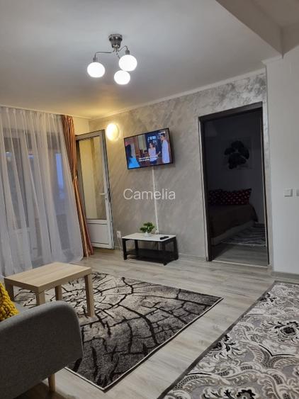 Proprietar; inchiriez apartament renovat  cu 2 camere Piata Romana - 3