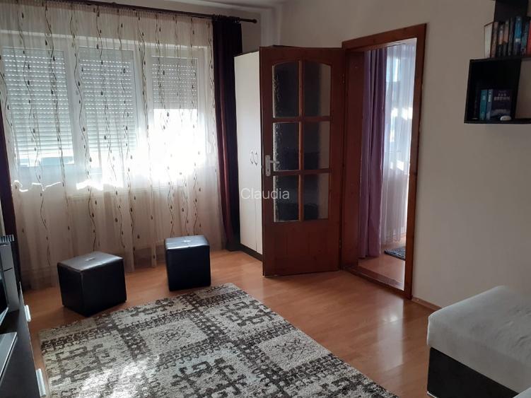 Vând apartament cu 2 camere - 2