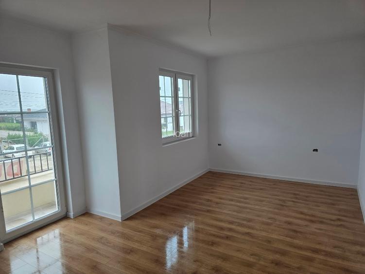 PROPRIETAR – Duplex P+1 Giarmata Mare, despărtit de un spatiu tehnic - 5