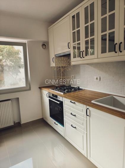 4 Camere + Boxa An Constructie 1983 Zona Universitate - P-ta. Romana - 3