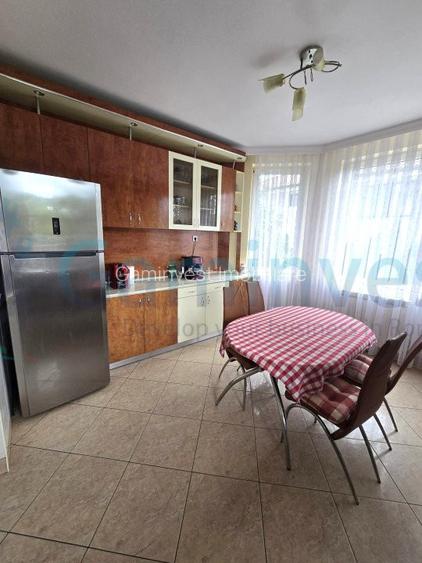 Casa de inchiriat cu 5 dormitoare in zona Gheorghe Doja - 9