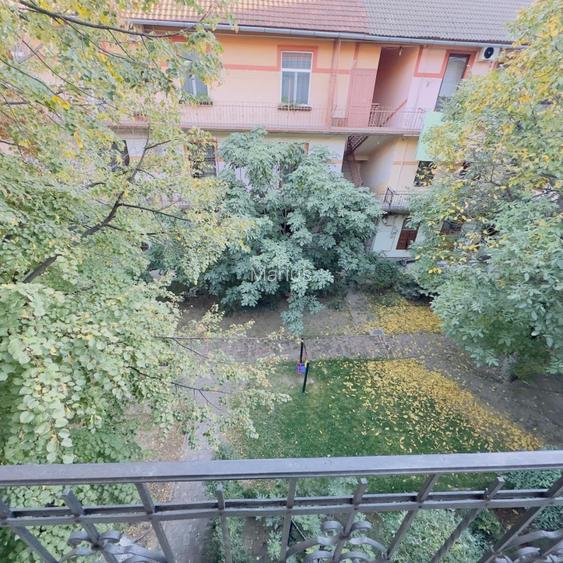 Inchiriez apartament modern - 9