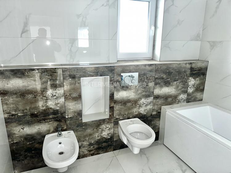 CASA NOUA PE PUN NIVEL I 110 MP I 3 DORMITOARE I LIVING I 2 BAI I TERASA I - 9