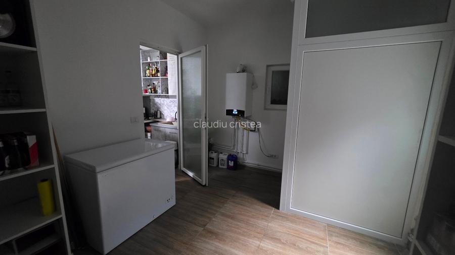 Casa plus spațiu comercial  - 9