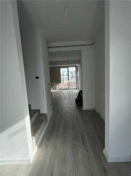 Duplex 4 camere - zona superba - toate utilitatile - 3 bai - 2 balcoane. - 2