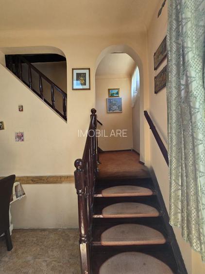 Casă cu grădină in zonă centrală - 13