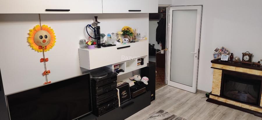 Apartament 2 camere, etaj 4/4, Micro 21 - 2