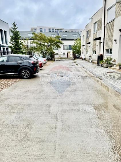 Casă / Vilă cu 3 camere de vânzare în zona Pipera - 11