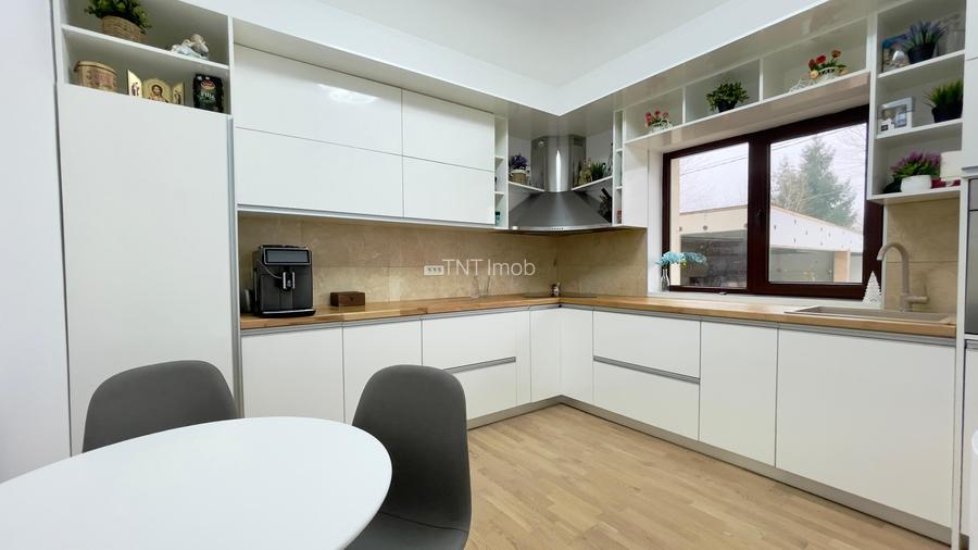 Casa individuala Mogosoaia, parter + etaj + pod, comision 0 ! - 40