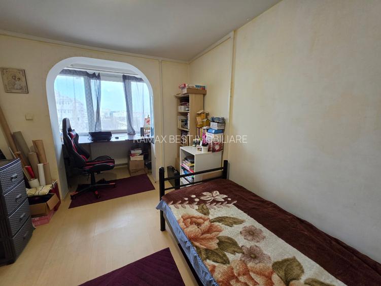 Titan, 10 minute metrou, la parcul Brancusi, pe Constantin Brancusi - 8