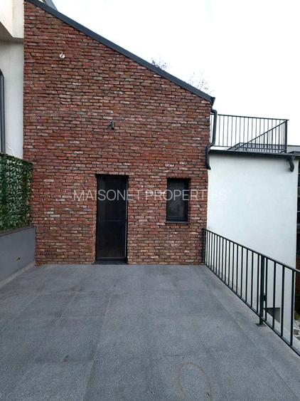 Casa moderna, finalizata in 2025, cu terase generoase si arhitectura premium - 12