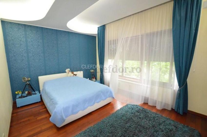 Vila de lux in Complex Residential aproape de British School - 6