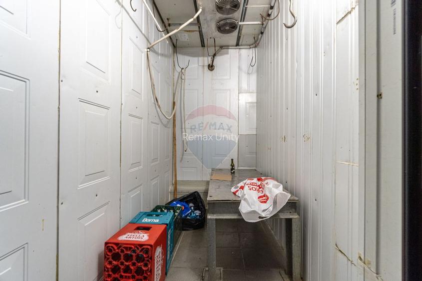 Casă / Vilă cu 20 camere de vânzare în Timisu de Jos, DN1, Brasov - 13