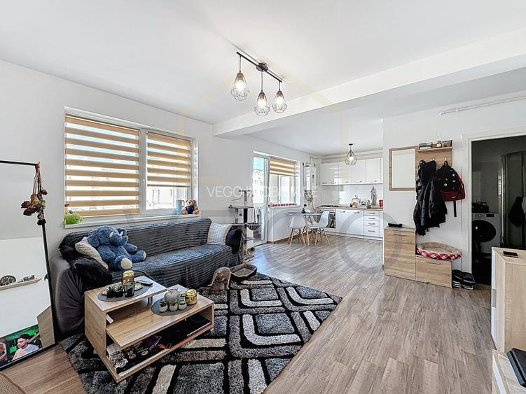 Apartament 2 camere, loc parcare, balcon, in Floresti, strada Cetății - 6