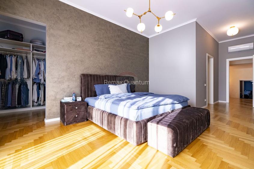 Casă / Vilă cu 5 camere de vânzare în zona Dealuri Oradea - 16